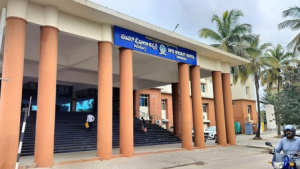 K’taka medical college students protests, demands arrest of teacher in sexual harassment case