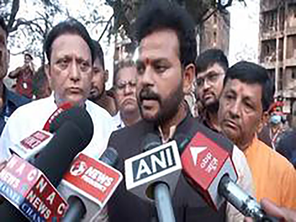 Aviation Minister promises 'Fair & Thorough' probe into Air India Crash