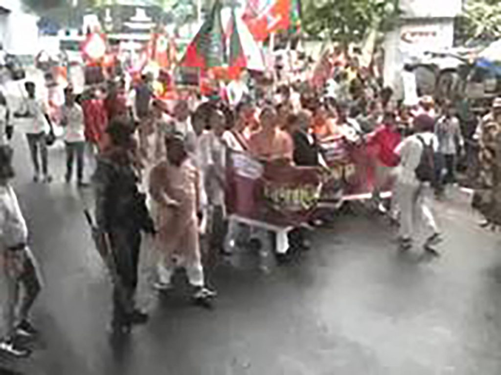 BJP Protests in Kolkata over vandalism of Tagore’s ancestral home in Bangladesh
