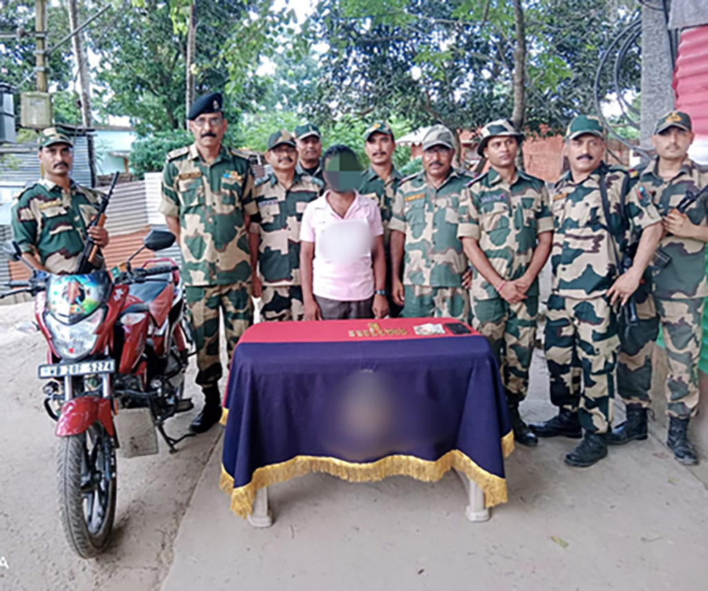 BSF nabs Man with 2.45 Kg Gold in West Bengal