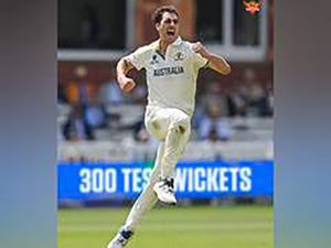 Cummins’ magical spell flattens South Africa; Australia lead by 106 at Tea