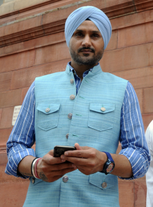 Harbhajan Singh objects to kids desecrating Tricolour in Canada, asks elders to step in  