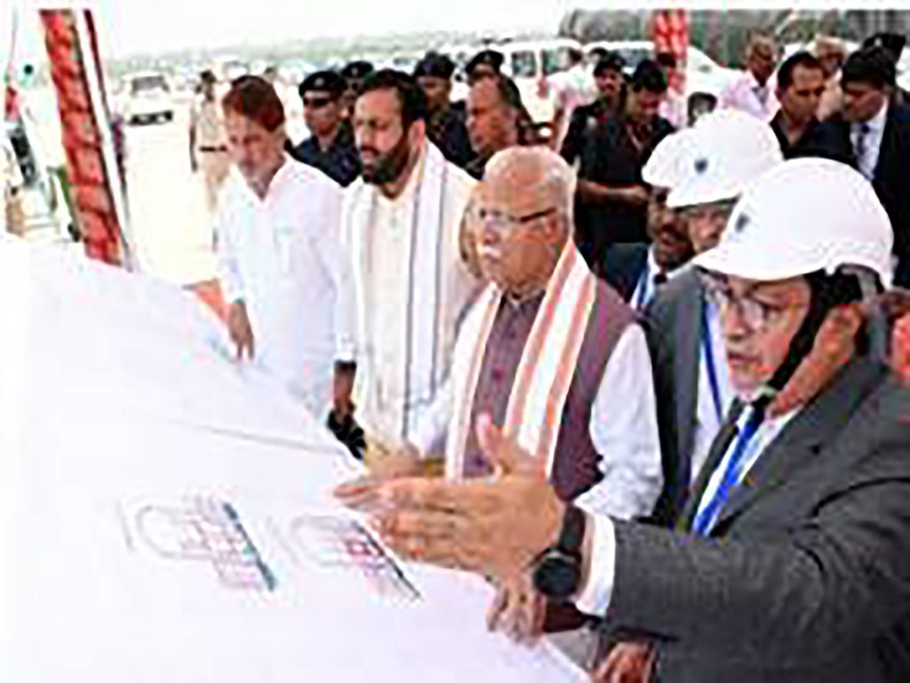 Haryana CM, Union Minister Manohar Lal visit Haryana Anu Vidyut Pariyojana in Fatehabad district