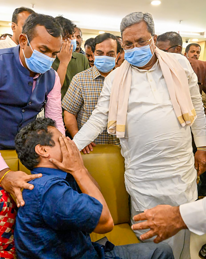 Opposition is politicising the issue, says Karnataka CM Siddaramaiah