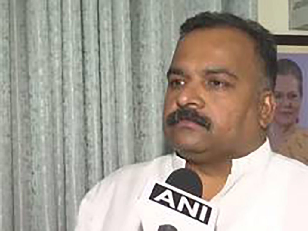 Puri failed diplomat, parrots statements from PMO