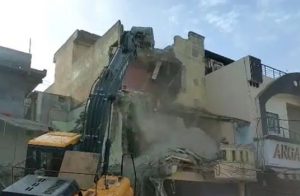 MP: District administration removes illegal structures in Ujjain’s Begum Bagh locality