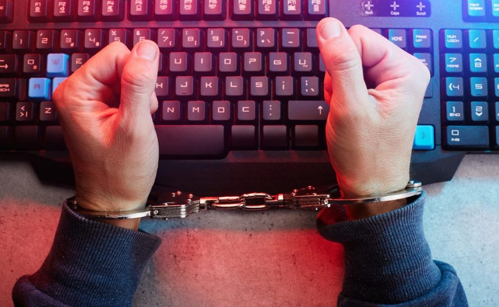 Elderly Woman Loses Rs 22 Lakh in Cyber Fraud by Impersonating Police Officers
