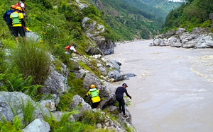 Udaipur Lawyer dead, Four others missing in Uttarakhand Bus mishap