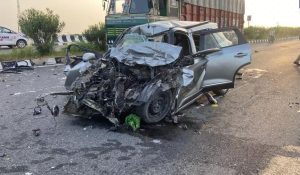 Terrible accident in Barwala: Uncontrolled car collides with truck after tyre burst, 4 dead