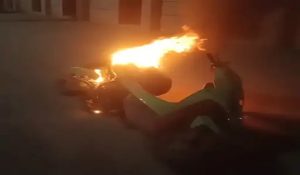 Moving electric scooter catches fire in Faridabad, short circuit suspected
