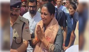 Delhi CM Rekha Gupta takes holy dip at Har Ki Pauri after completing 100 days in office
