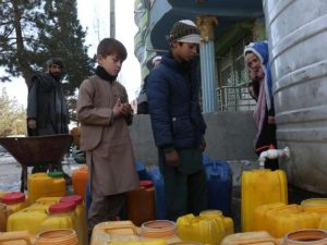 Severe water crisis grips Kabul, residents urge interim govt to expand supply