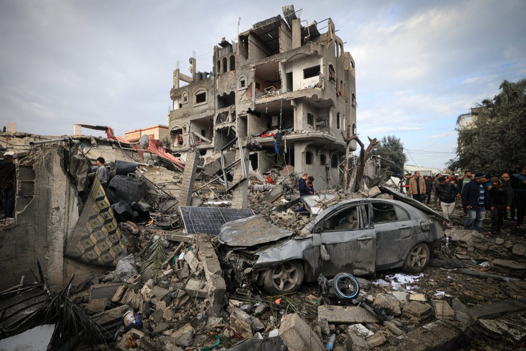 Israeli air strikes kill 20 in Gaza as Netanyahu visits the US
