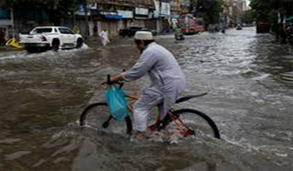 heavy monsoon rains lash Punjab