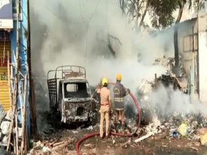Tamil Nadu: Fire breaks out at paper godown in Madurai, 20 firefighters douse flames