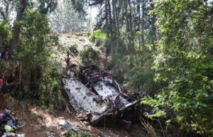 Bus collision in Sri Lanka injures 21 people