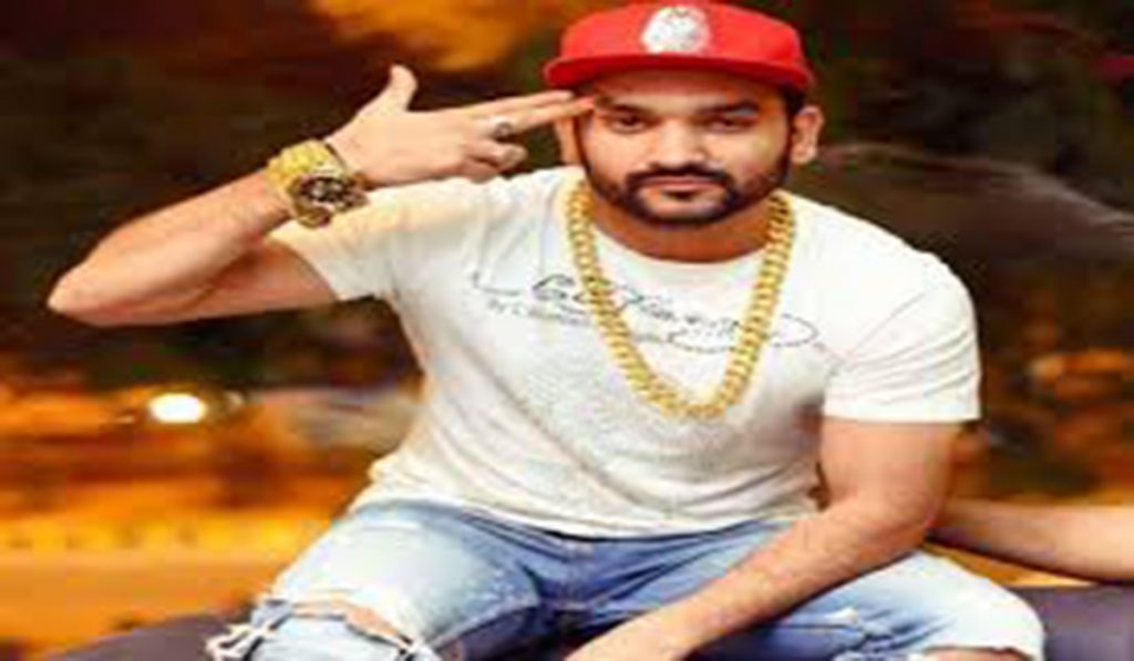 Singer Rahul Fazilpuria