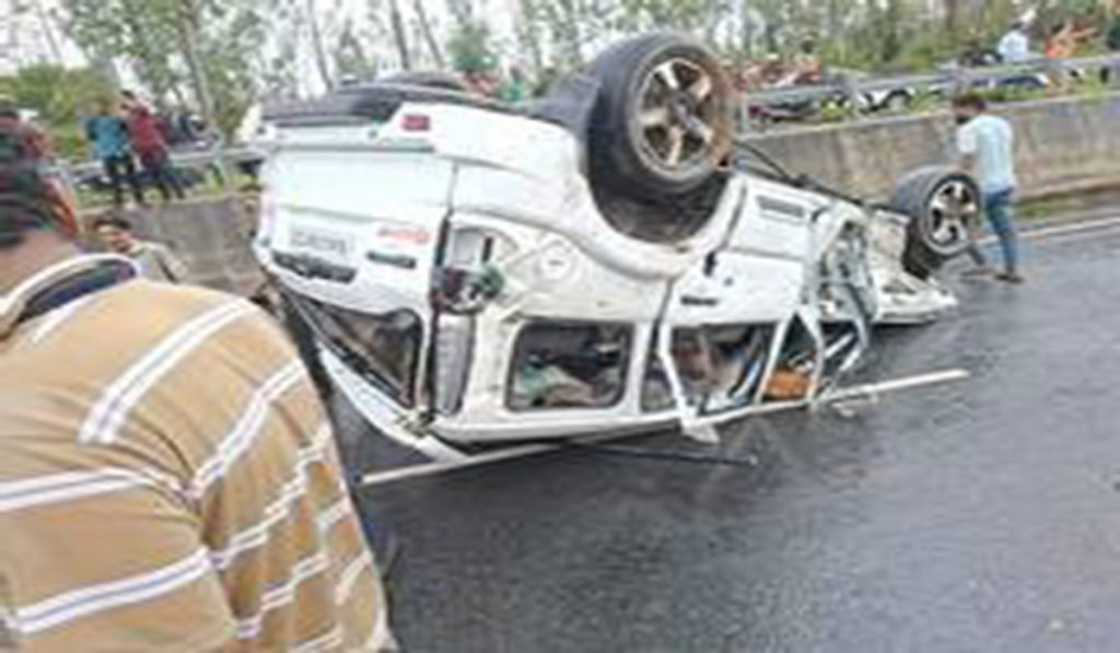 DK Shivakumar’s convoy