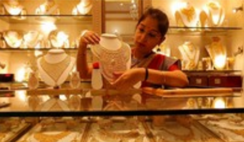 Gold, silver prices sharp rise this week, silver crosses Rs 1.10 lakh per kg