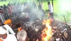 Rajasthan school tragedy: Six children cremated together, siblings laid to rest on same pyre