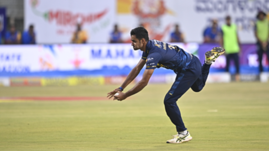 Maharaja Trophy 2025: Bengaluru Blasters make it two-in-a-row with 8-wicket win over Shivamogga Lions