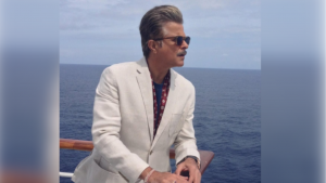 Anil Kapoor Marks 25 Years of ‘Hamara Dil Aapke Paas Hai’ with Heartfelt Tribute