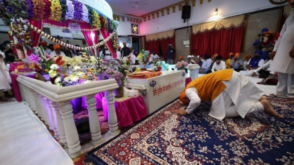 PM Modi Extends Greetings on Parkash Purab of Sri Guru Granth Sahib Ji