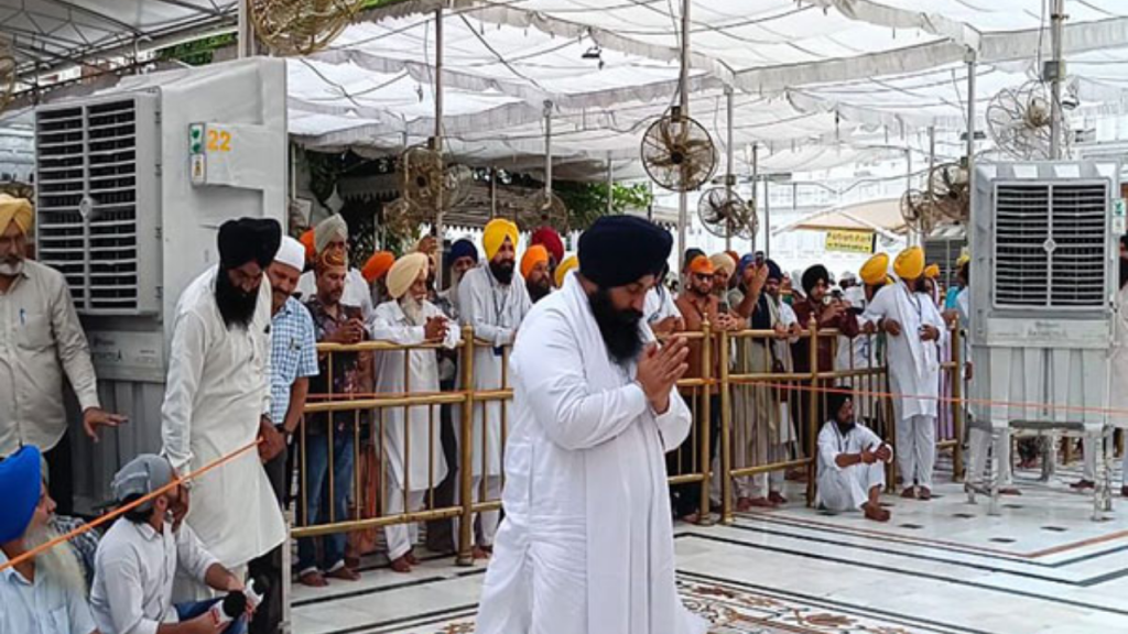 Punjab Minister Harjot Singh Bains Completes Religious Penalty at Akal Takht
