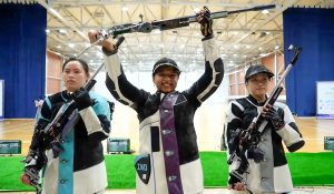 Sift Kaur wins individual and team gold in women’s 50m rifle 3P event