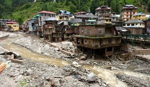 Himachal: 601 roads closed after landslides, house collapsed to ground in Hamirpur