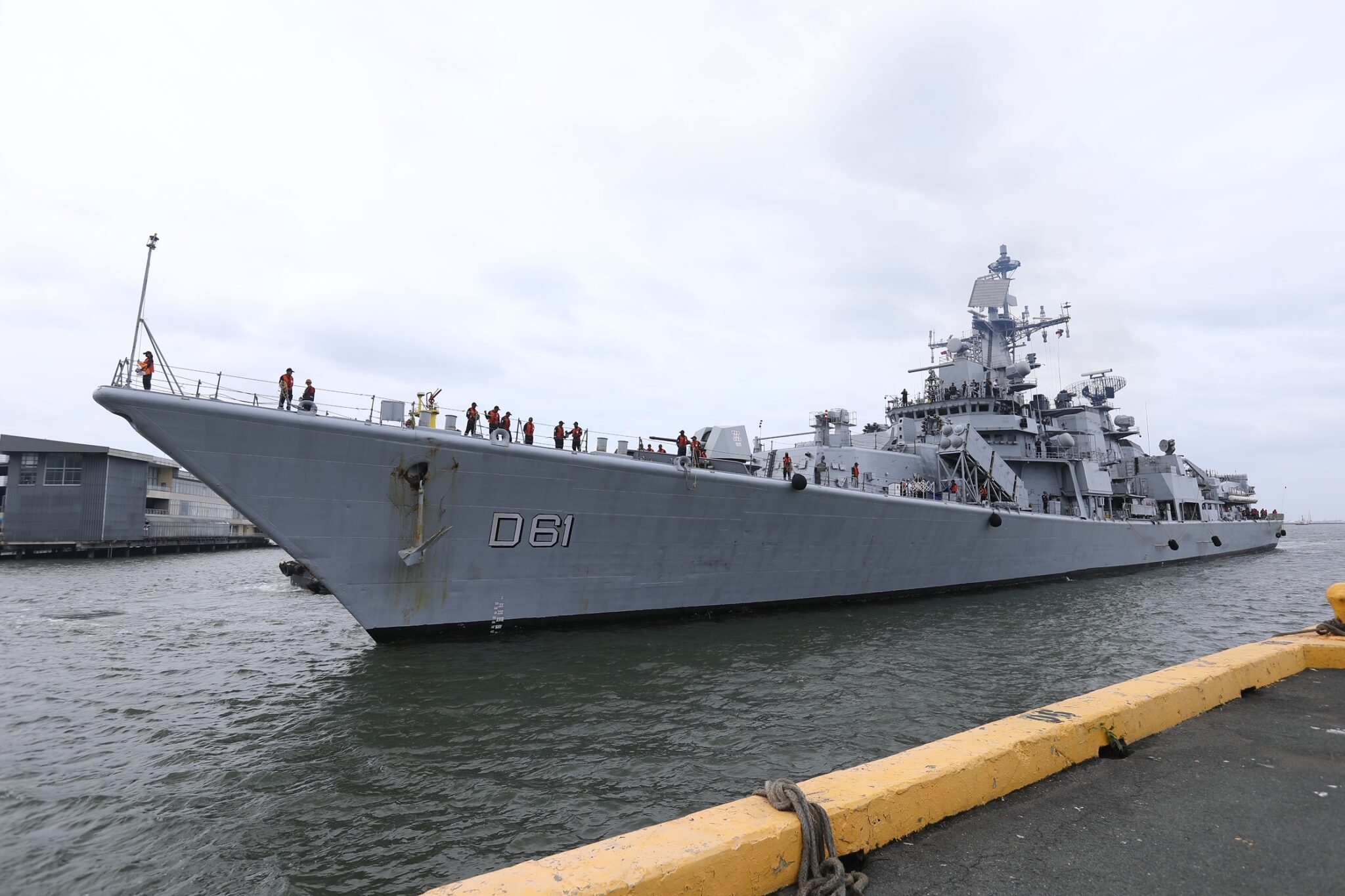 Philippine and Indian Navies Conduct First Joint Maritime Exercise in South China Sea Amid Tensions