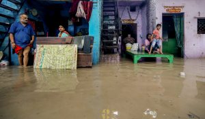 Despite decrease in Yamuna’s water level regions of Delhi-NCR, Noida remain flooded