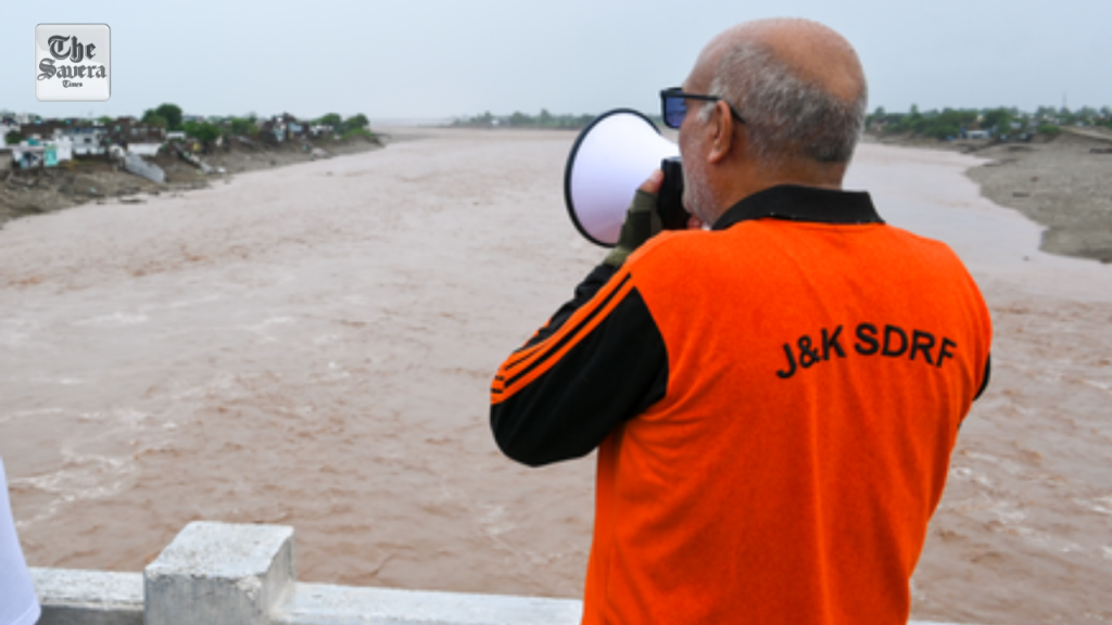 Water level in J&K's Udhampur, Samba & Kathua crosses flood level, schools shut