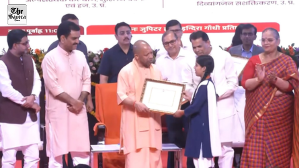 Yogi Adityanath Distributes Scholarships Worth ₹90 Crore to Nearly 4 Lakh UP Students