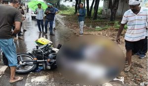 Tragic road accident in Hisar: Bike slips due to rain, three died of electrocution