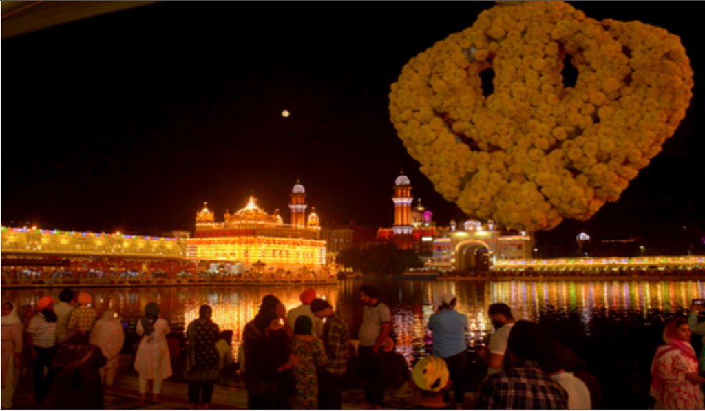 Devotion Marks New Year 2026 as Golden Temple Sees Massive Influx of Devotees