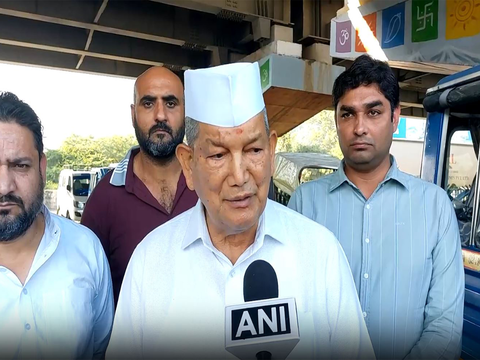 Congress leader Harish Rawat escapes unhurt in road accident near Meerut