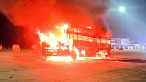 AC Bus Catches Fire on Agra Expressway in Lucknow, 70 Passengers Escape Unharmed