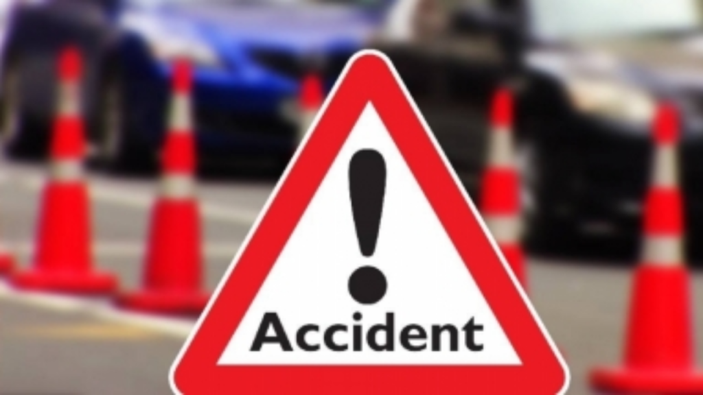 At least 8 dead, over 20 injured after car crushed between two container trucks