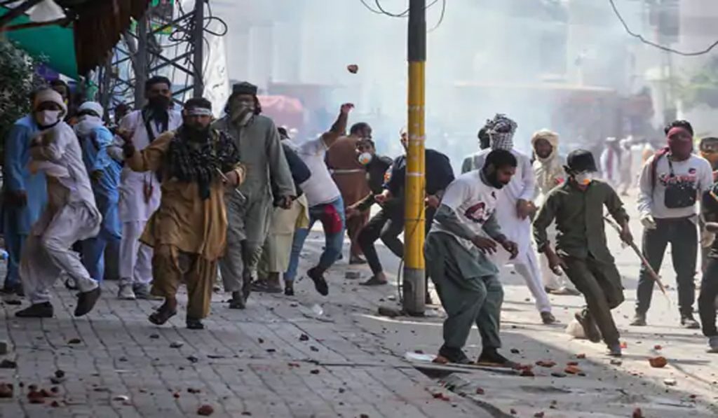 pakistan police violence