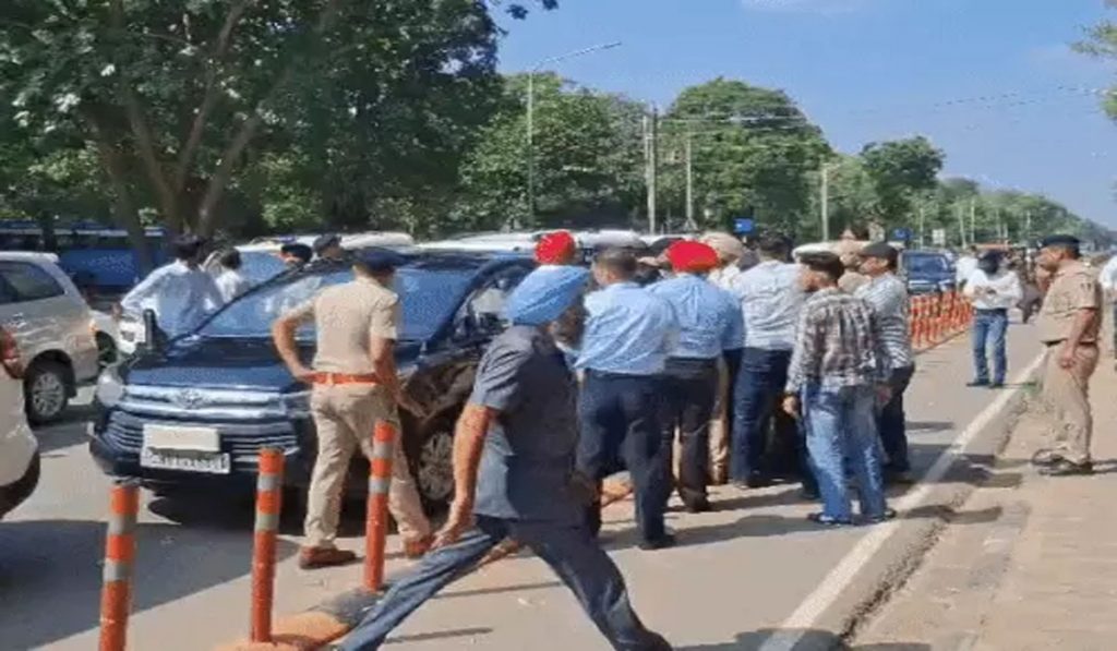 Chandigarh Police clash