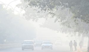 Delhi air quality remains ‘poor’ for 5th straight day as temperatures rise