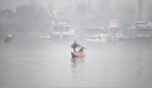 Cold Wave Intensifies in Kashmir as Gulmarg Records Season’s Coldest Night at -8.8°C