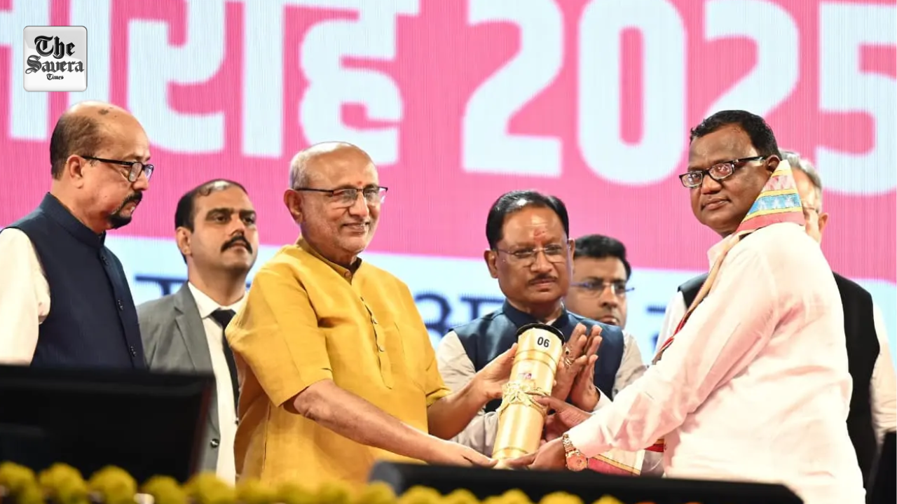 VP Radhakrishnan honours Chhattisgarh’s finest at Rajyotsav ceremony