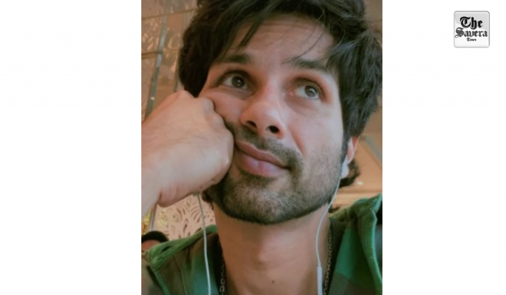 Flight Delay Blues to Film Buzz: Shahid Kapoor Keeps Fans Entertained on Social Media