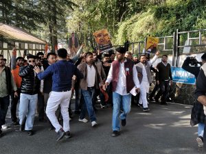 Youth Congress stages ‘Raj Bhawan Gherao’ in Shimla, alleges nationwide ‘vote theft’