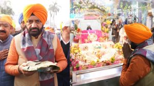 CM Nayab Singh Saini Pays Homage to Sahibzadas at Gurdwara Sri Fatehgarh Sahib