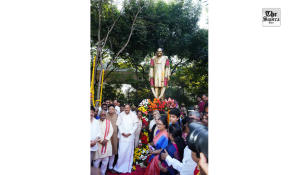 Statue of legendary singer S.P. Balasubrahmanyam unveiled in Hyderabad despite row