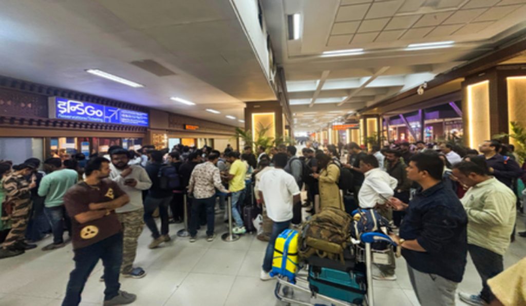 Over 400 IndiGo flights cancelled on 5th day of crisis; Indian Railways steps in to help