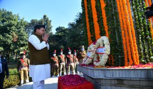 CM Pushkar Singh Dhami Pays Tribute to 1971 War Martyrs on Vijay Diwas